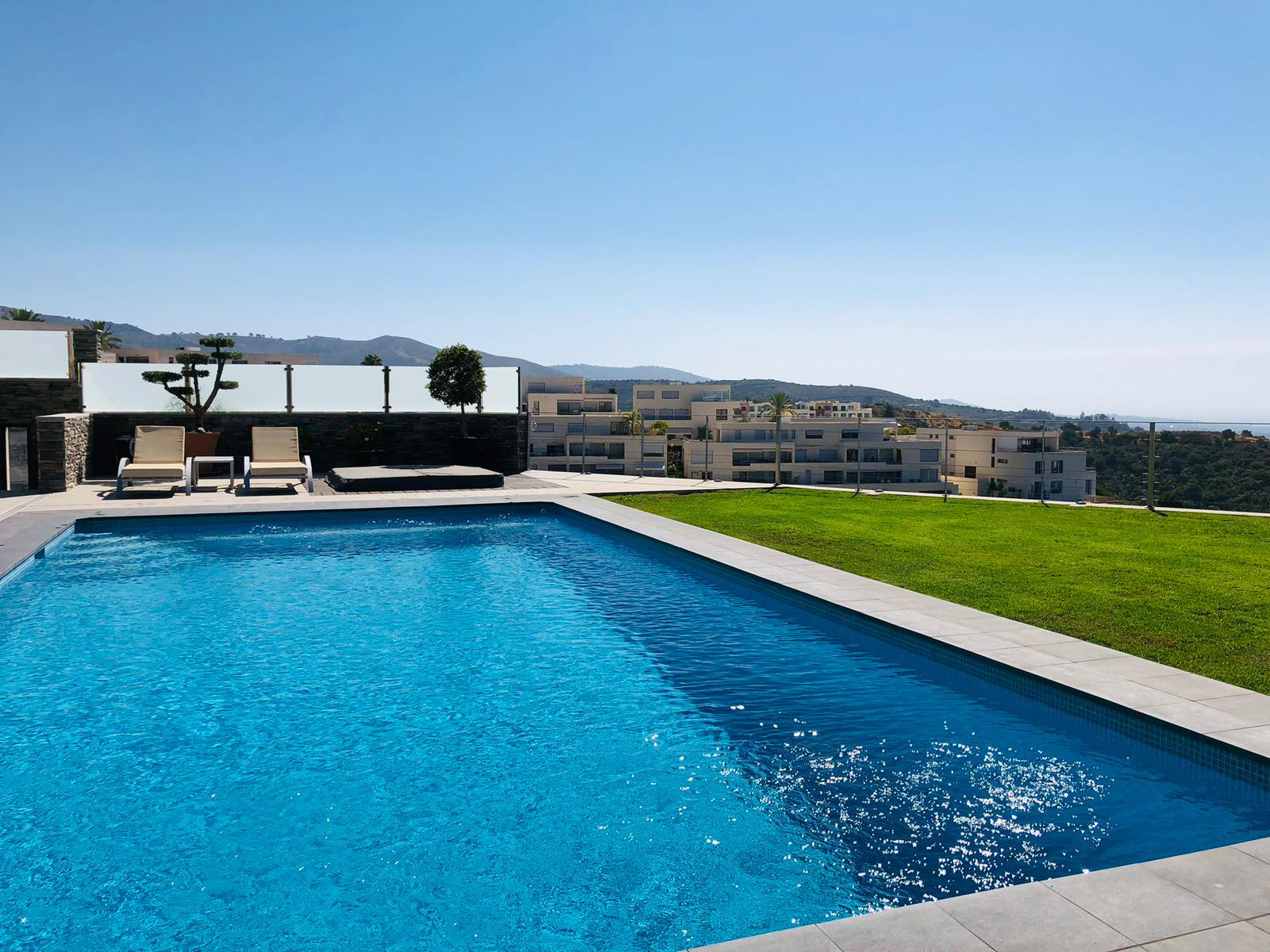 Swimming pool maintenance services